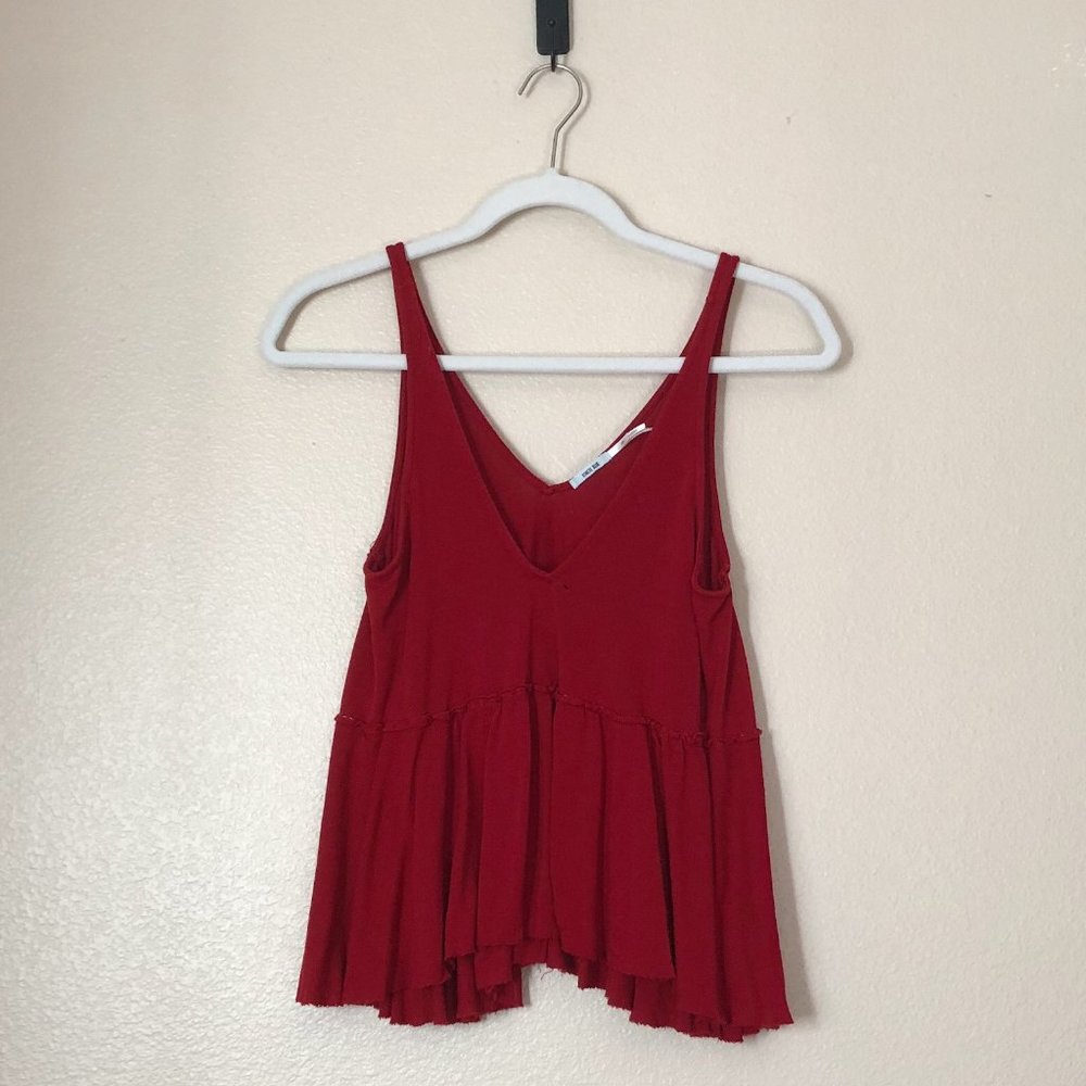 UO RED TANK TOP